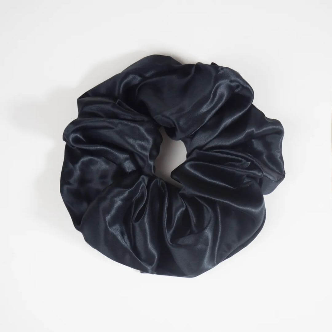 XXL Mulberry Silk Scrunchie – 22 Momme