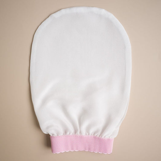 Luxury silk mitt for fake tan removal
